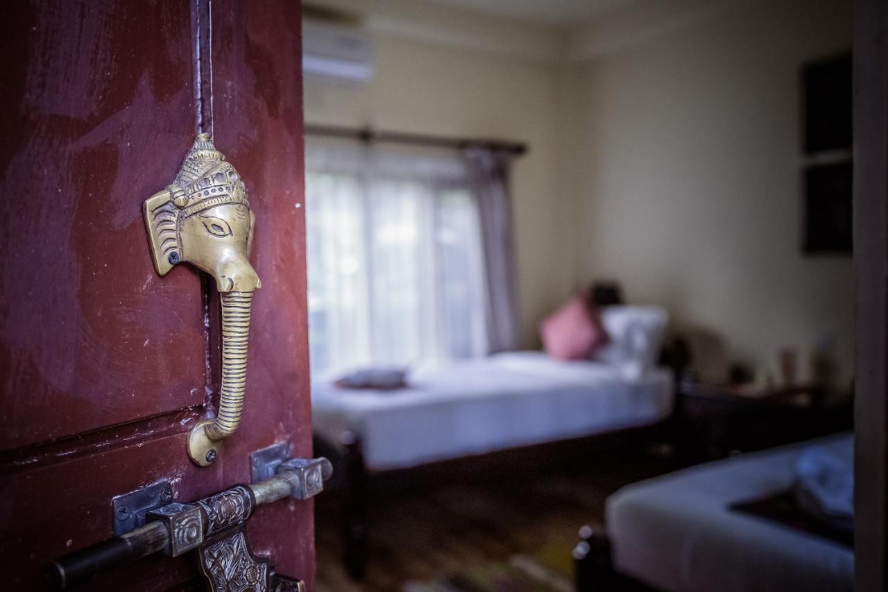 Mingtang Garden Cottage 名堂花园度假屋 Pokhara Kültér fotó