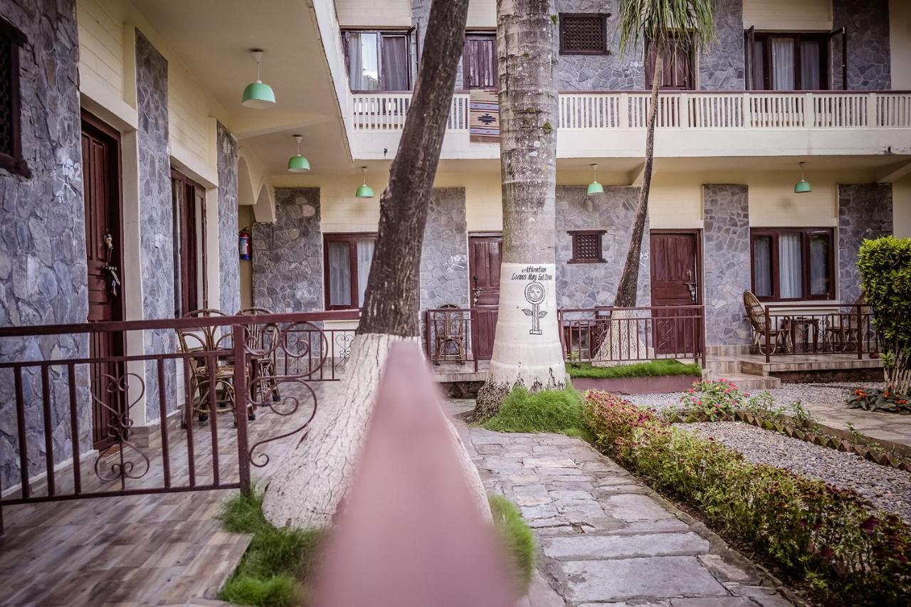 Mingtang Garden Cottage 名堂花园度假屋 Pokhara Kültér fotó